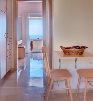 Krouzeri Beach Apartments Kentroma ภายนอก รูปภาพ